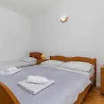 With Parking Space Duce, Omis - 2778 דירה Duće