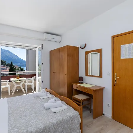 Apartamento With Parking Space Duce, Omis - 2778