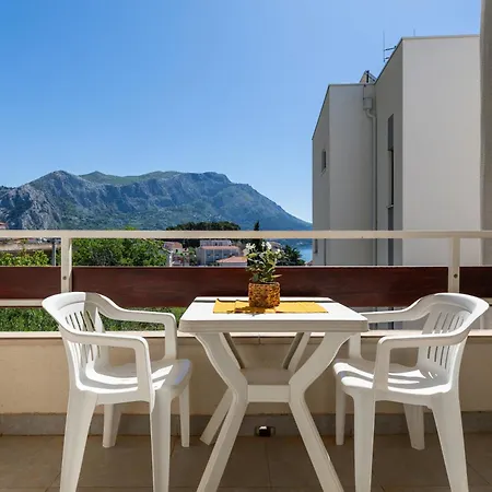 With A Parking Space Duce, Omis - 2778 Διαμέρισμα