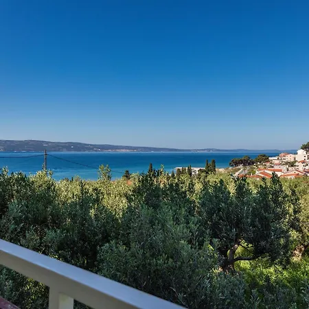 Apartamento With Parking Space Duce, Omis - 2778 *